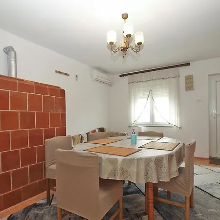 Fuer 5 Personen Ca 52 Qm In Liznjan, Istrien Suedkueste Von Istrien Apartment